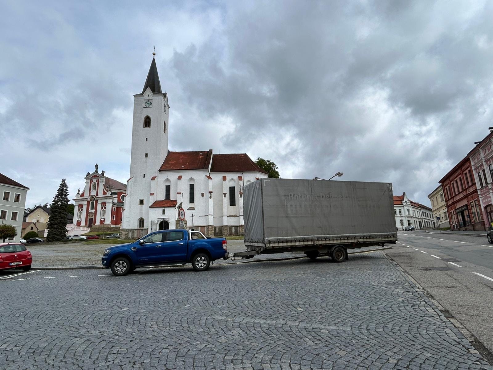 Přívěs Agados Dona