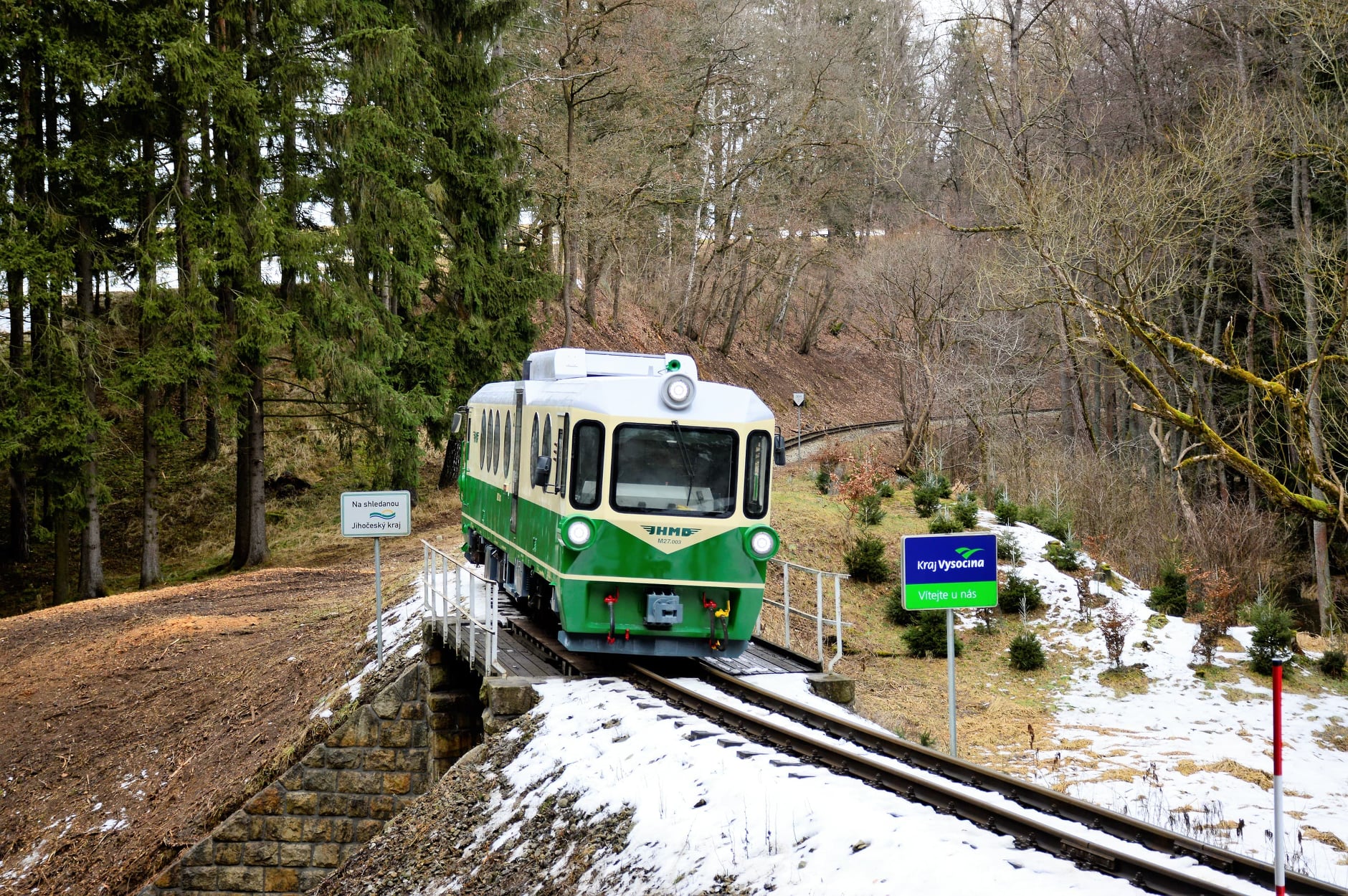Prodej motorových vozů M27 – motorová tramvaj, 4 kusy